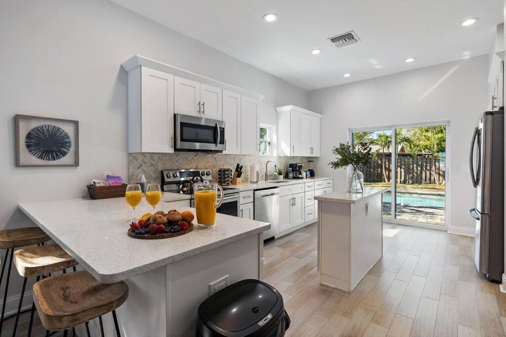 Willa Florida Getaway With Backyard Pool Oasis Sarasota Zewnętrze zdjęcie